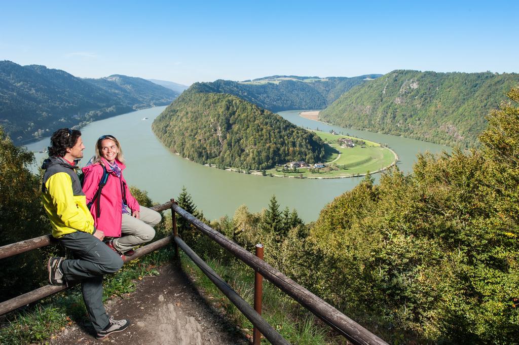 Zum Schiffmeister Wesenufer Exterior foto