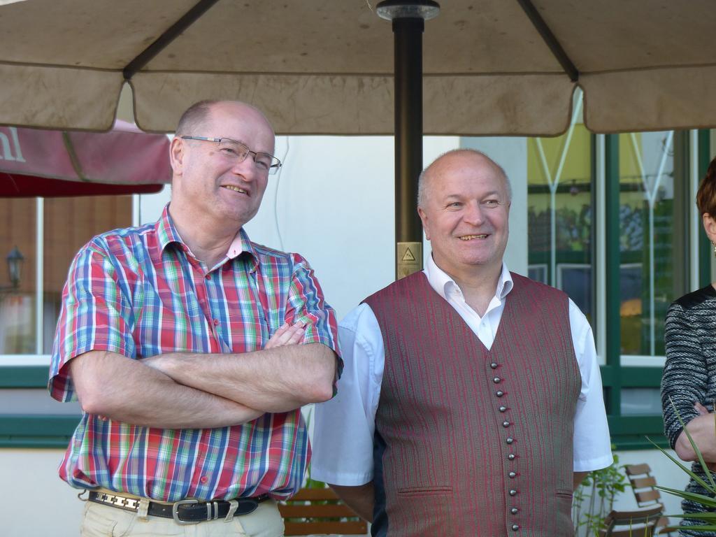 Zum Schiffmeister Wesenufer Exterior foto